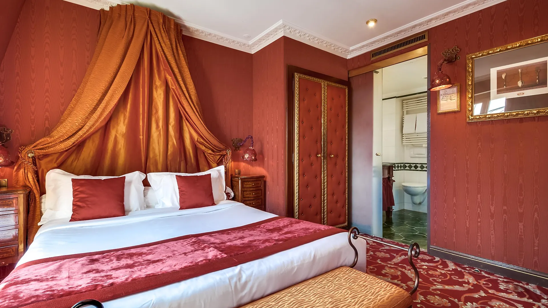 La Villa Royale Paris Otel