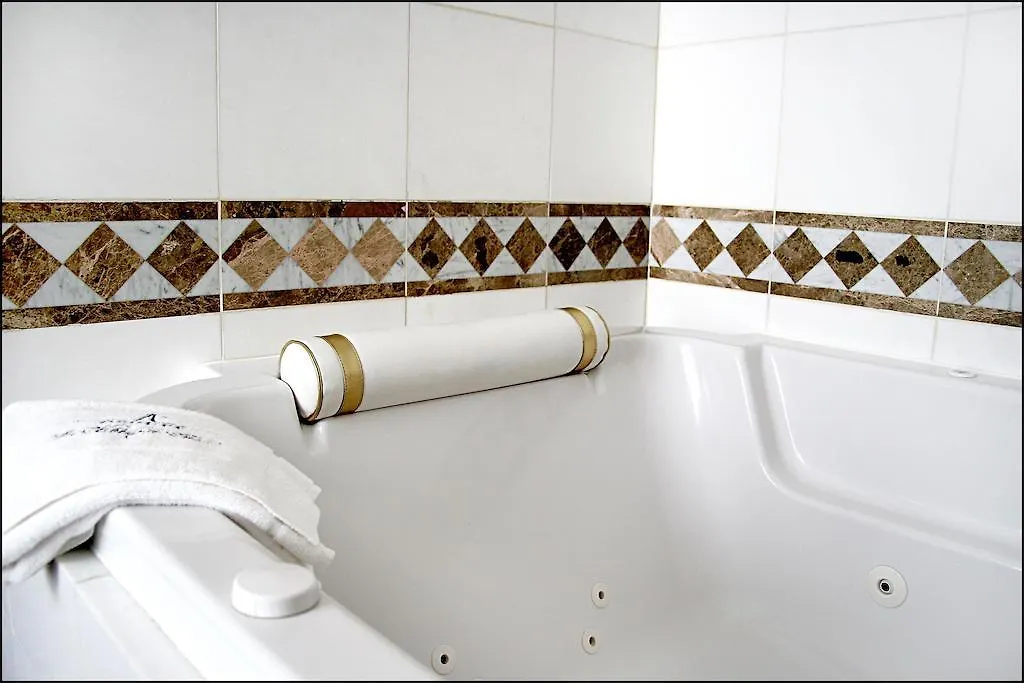 La Villa Royale Paris Fransa