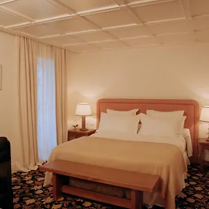 Chateau Voltaire Paris
