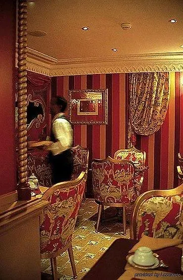 La Villa Royale Paris