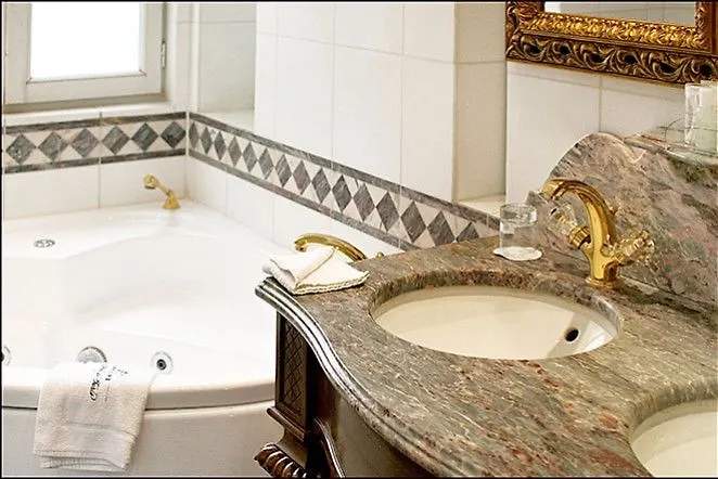 La Villa Royale Paris